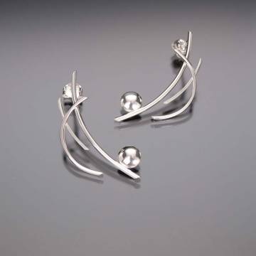Robyn Kane - Madoka I Earrings with post
