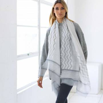 Lua Fiber Art - Fashion Scarf - Zig Zag / Grey