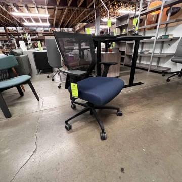 Via RISE 220 Mid Back Office Chair
