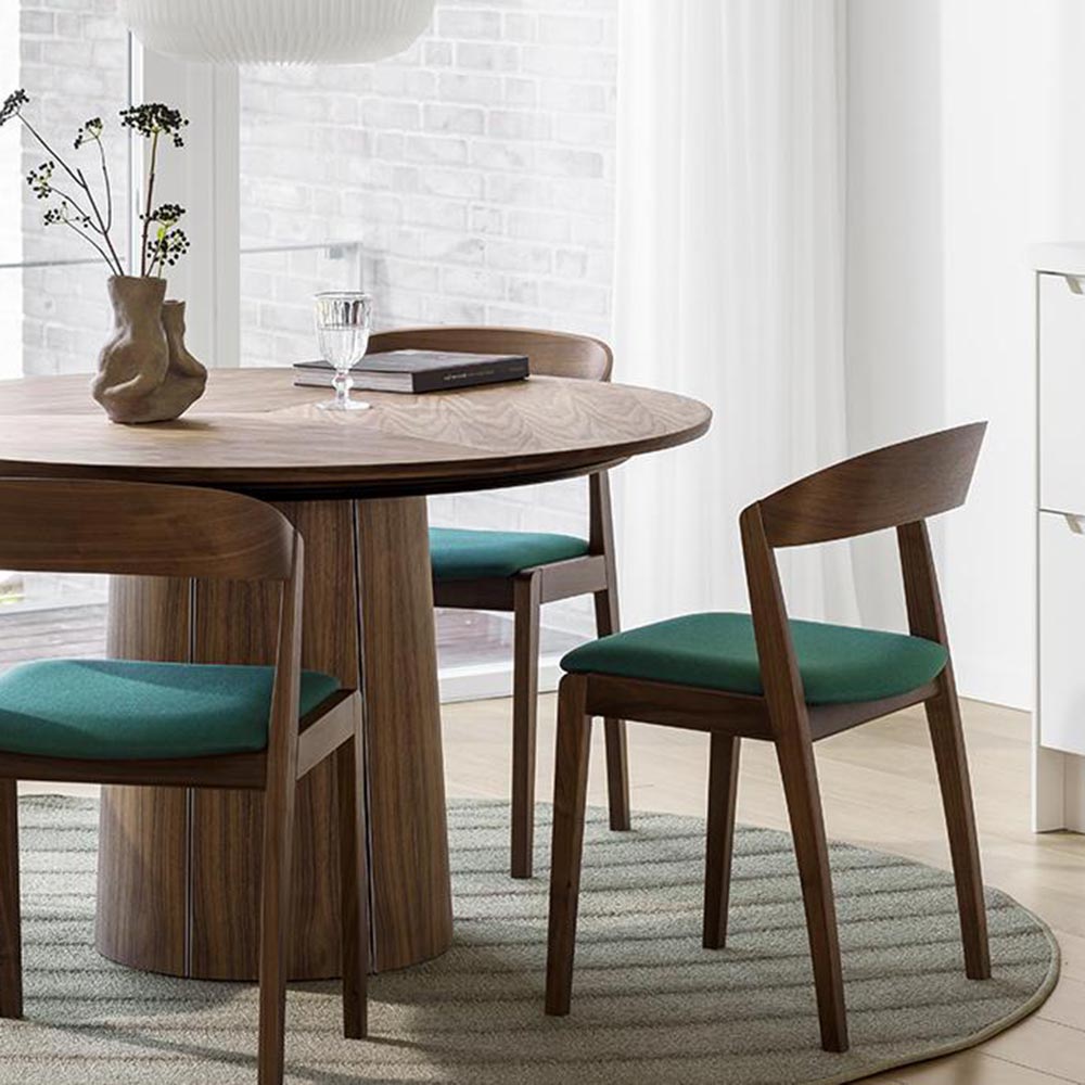 Skovby SM 825 Dining Chair: Design Quest
