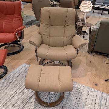 Stressless Mayfair Large Recliner and Ottoman - Paloma Special Sand / Walnut & Aluminum