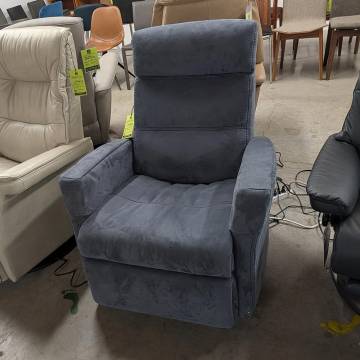 IMG Divani Standard RM325 Recliner - Echo Midnight