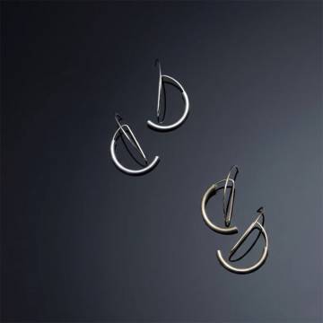Pursuits VELA Hoop Earrings