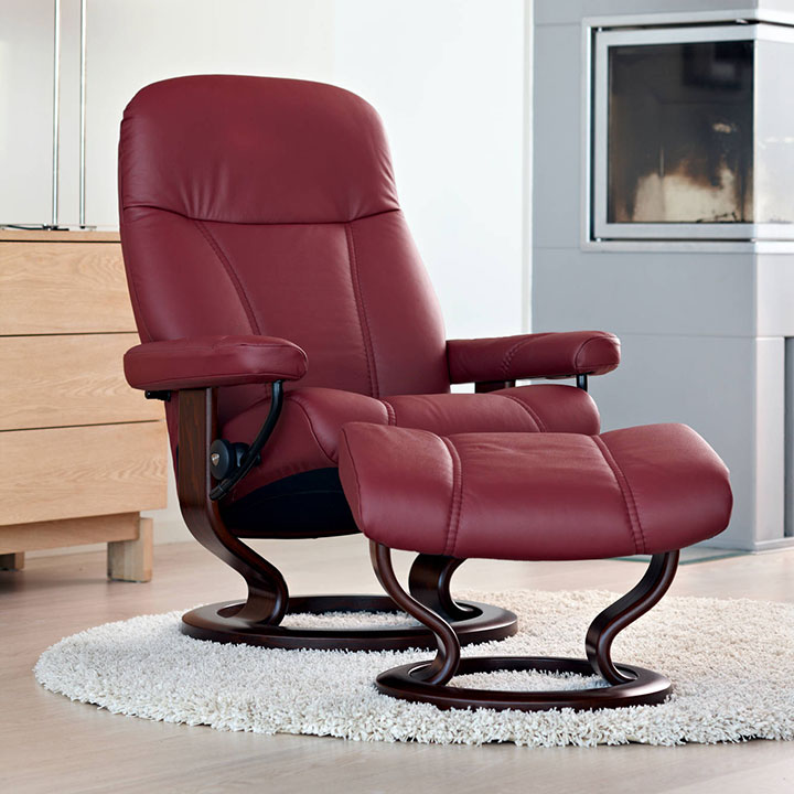 Stressless Consul Recliner and Ottoman - Classic Base Stressless Consul Recliner and Ottoman - Classic Base