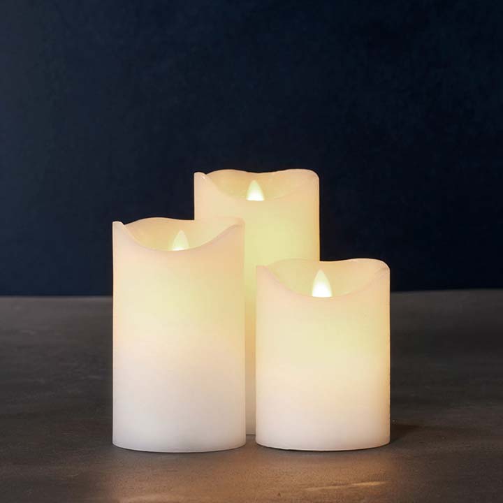 Sirius SARA EXCLUSIVE Trio: x 4, 5, 6 inch White Wax Pillar Candles Moving Design Quest