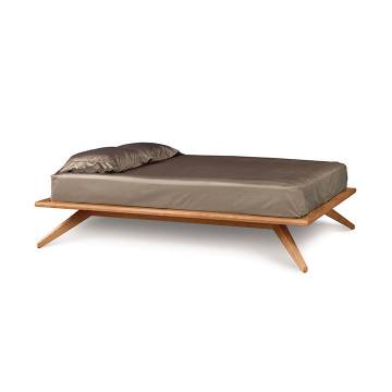 Copeland Astrid King or California. King Bed without Panel
