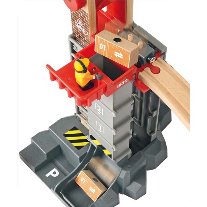 知育玩具 BRIO Lift & Load Warehouse Set Brio Lift and Load Warehouse Set | Winstanleys Pramworld
