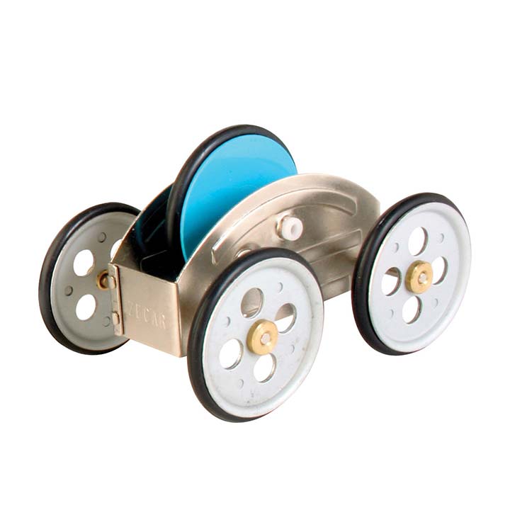 Kikkerland ZECAR Flywheel Car Wind Up: Design Quest